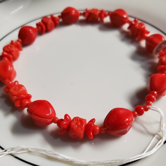 Czechoslovakian bead strand - Vintage Red - Picture 7 of 8